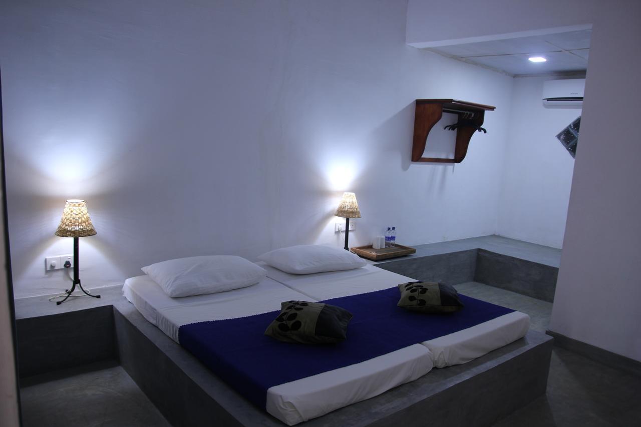 Hotel Dambulu Oya Family Park Dambulla Esterno foto