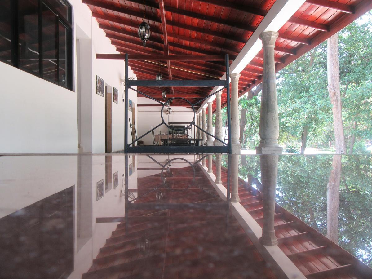 Hotel Dambulu Oya Family Park Dambulla Esterno foto